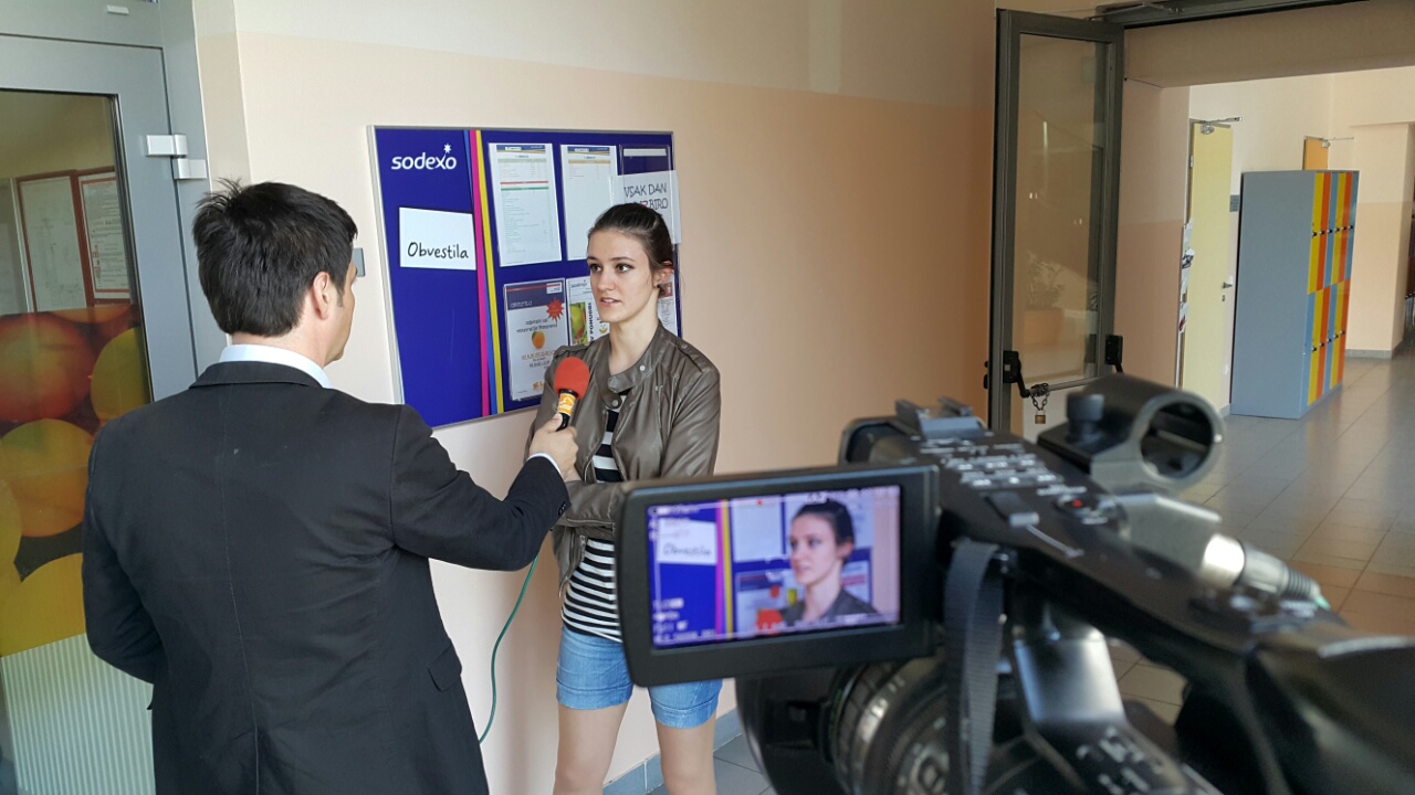 image 2a56ff3e28a033aad9d96e8b09bbbecf47d0333afbefa064af7397ed2993fac1 V